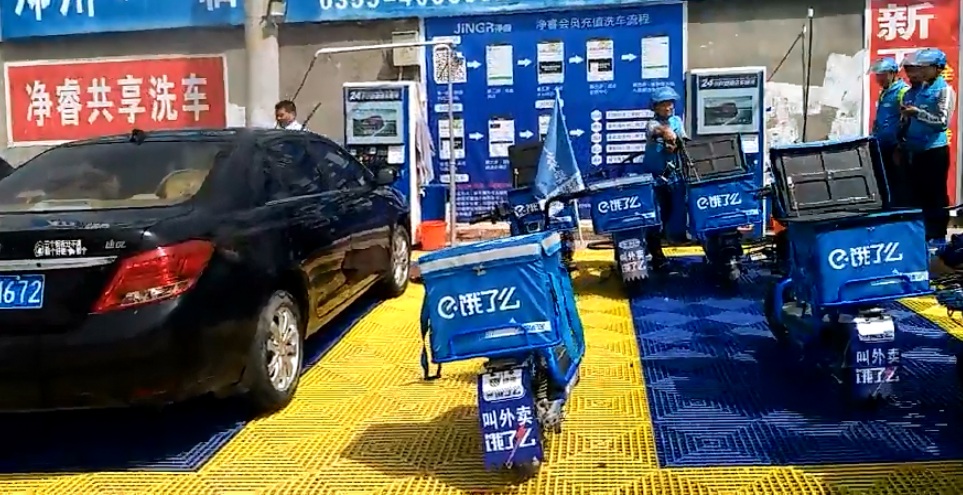 汽車(chē)暴曬溫度高，車(chē)窗留縫能散熱？自助洗車(chē)機(jī)品牌新聞